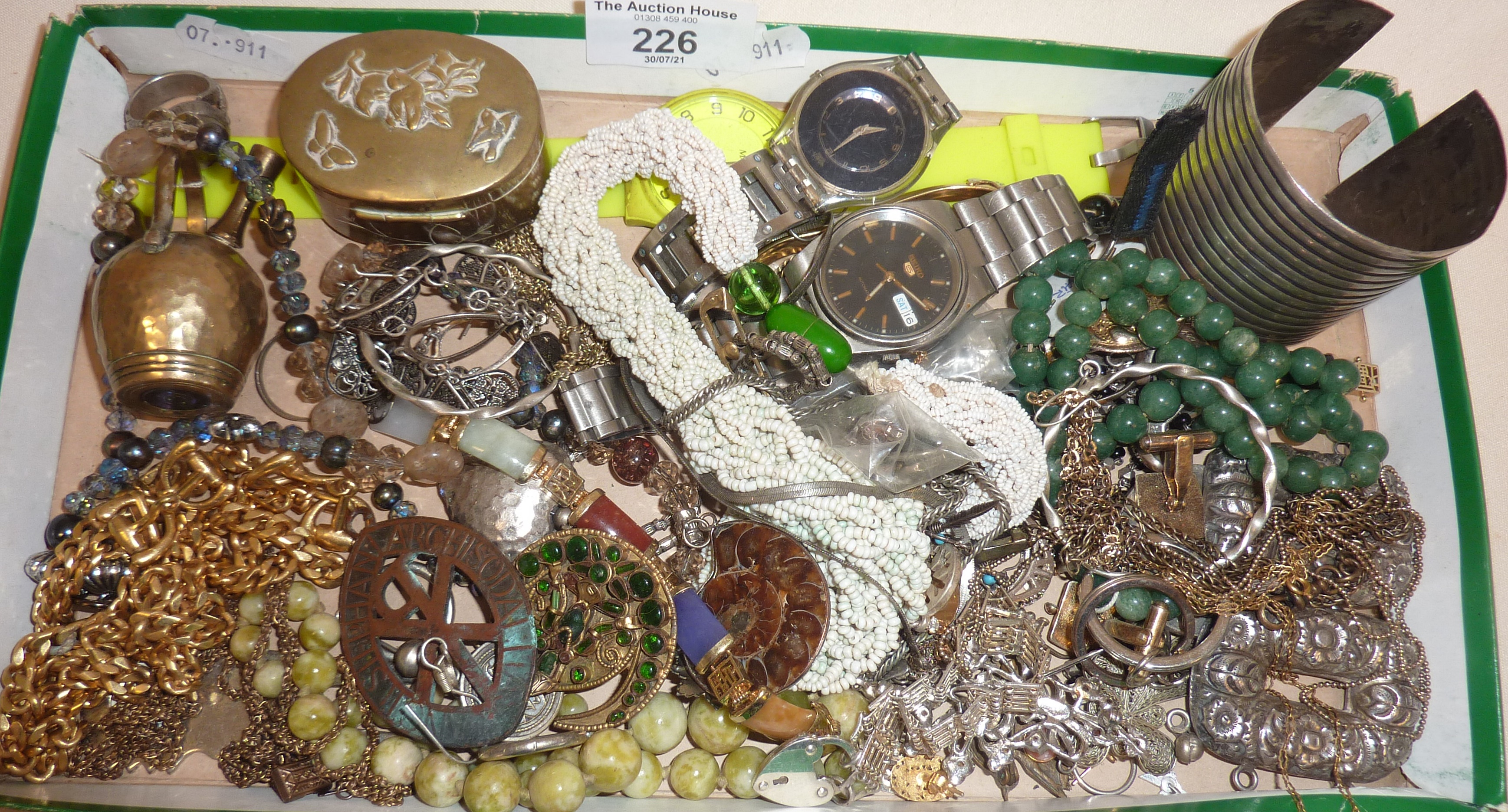 Assorted vintage costume jewellery and wrist watches, inc. Swatch and Seiko