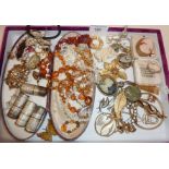 Antique and vintage jewellery in a tray, inc. shell cameos, Victorian pinchbeck brooch, four CWS