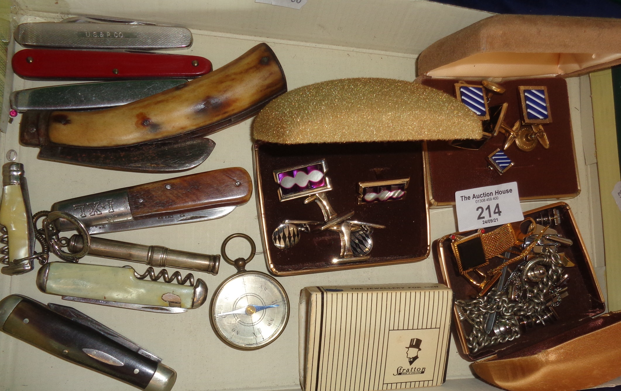 Assorted penknives inc. IXL make, fruit knives and cufflinks, etc.