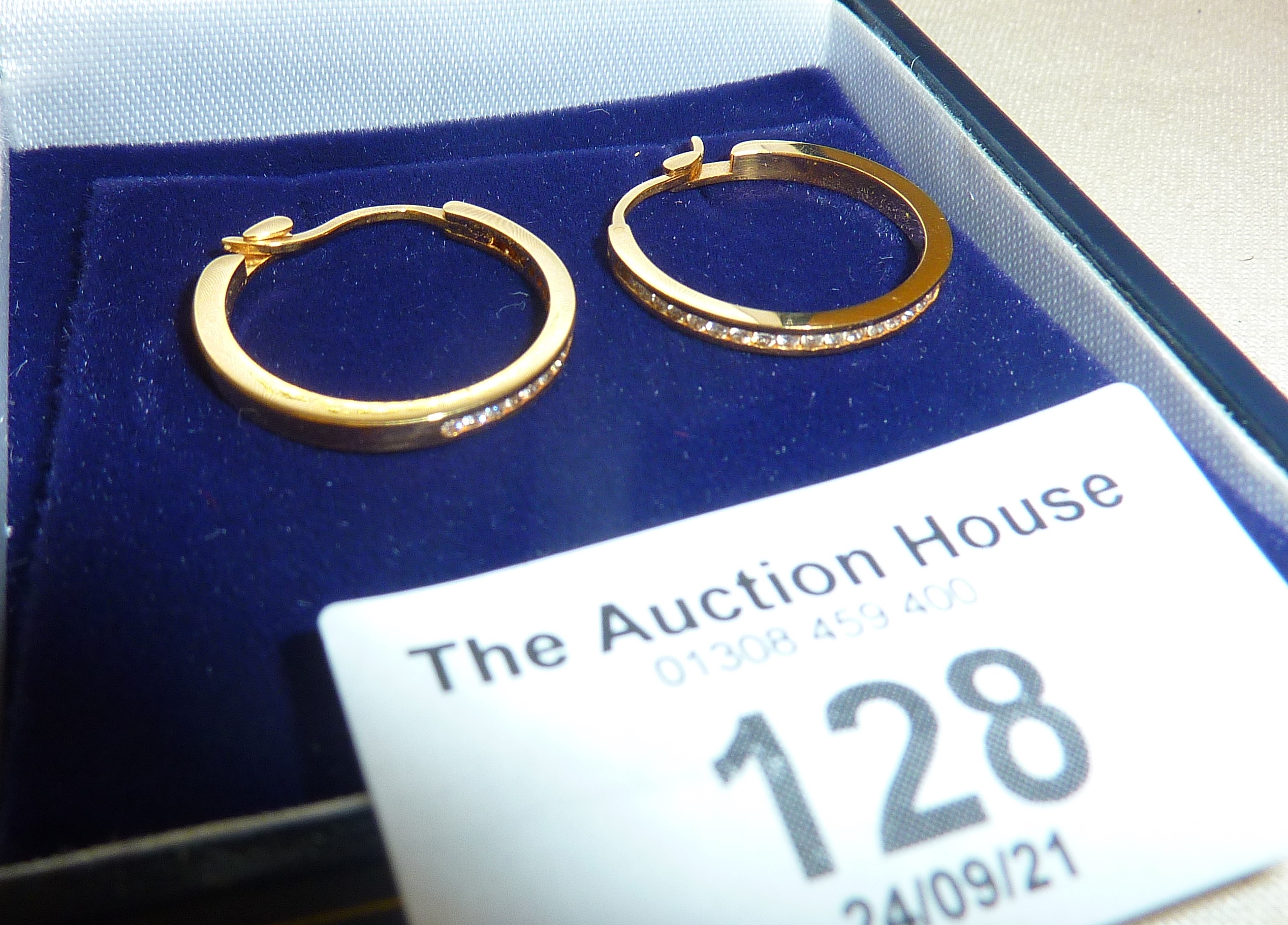 18ct gold and diamond hoop earrings, approx. 4g - Image 2 of 2