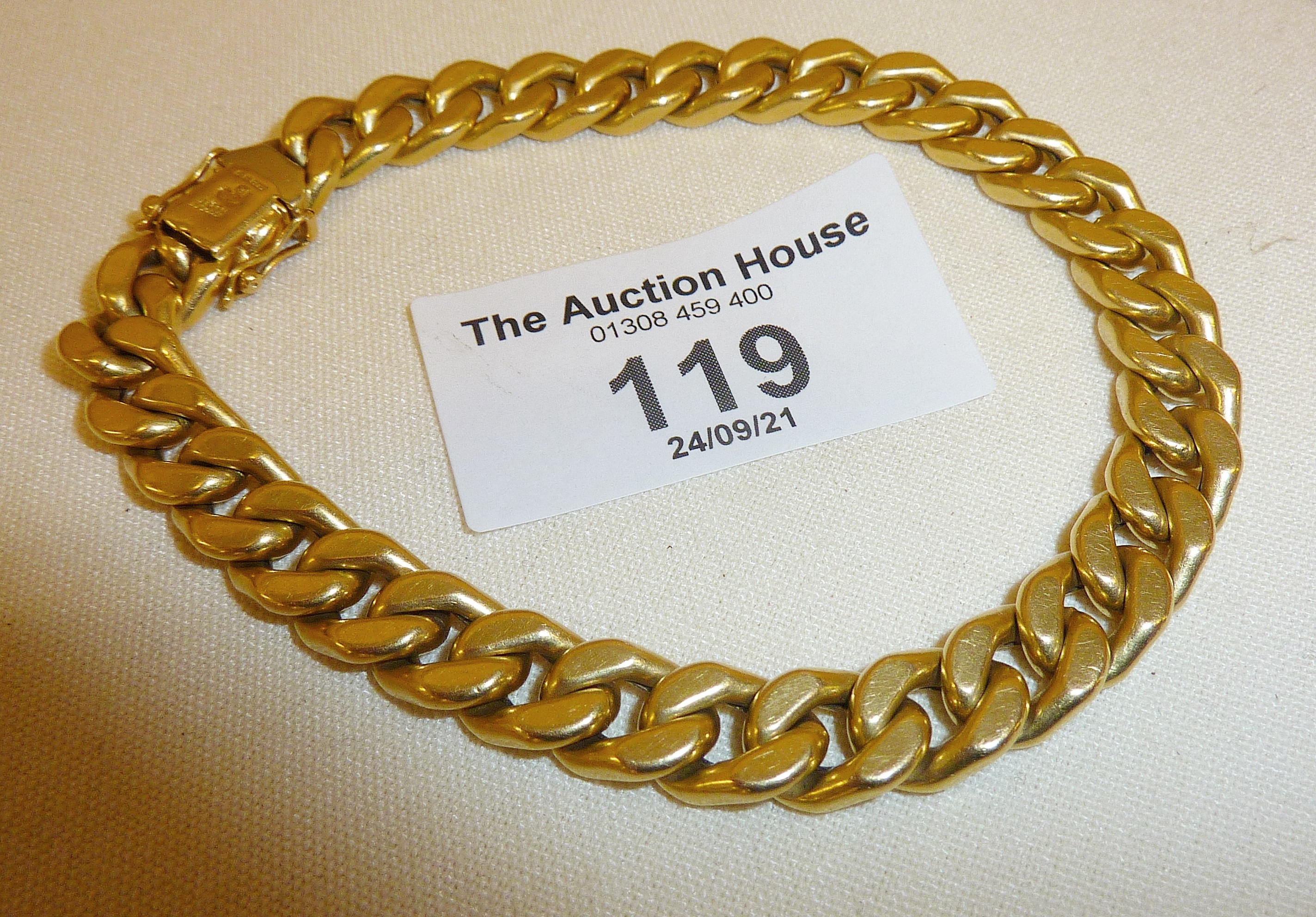 14ct gold curb link bracelet (hallmarked), maker JR, approx weight 24g