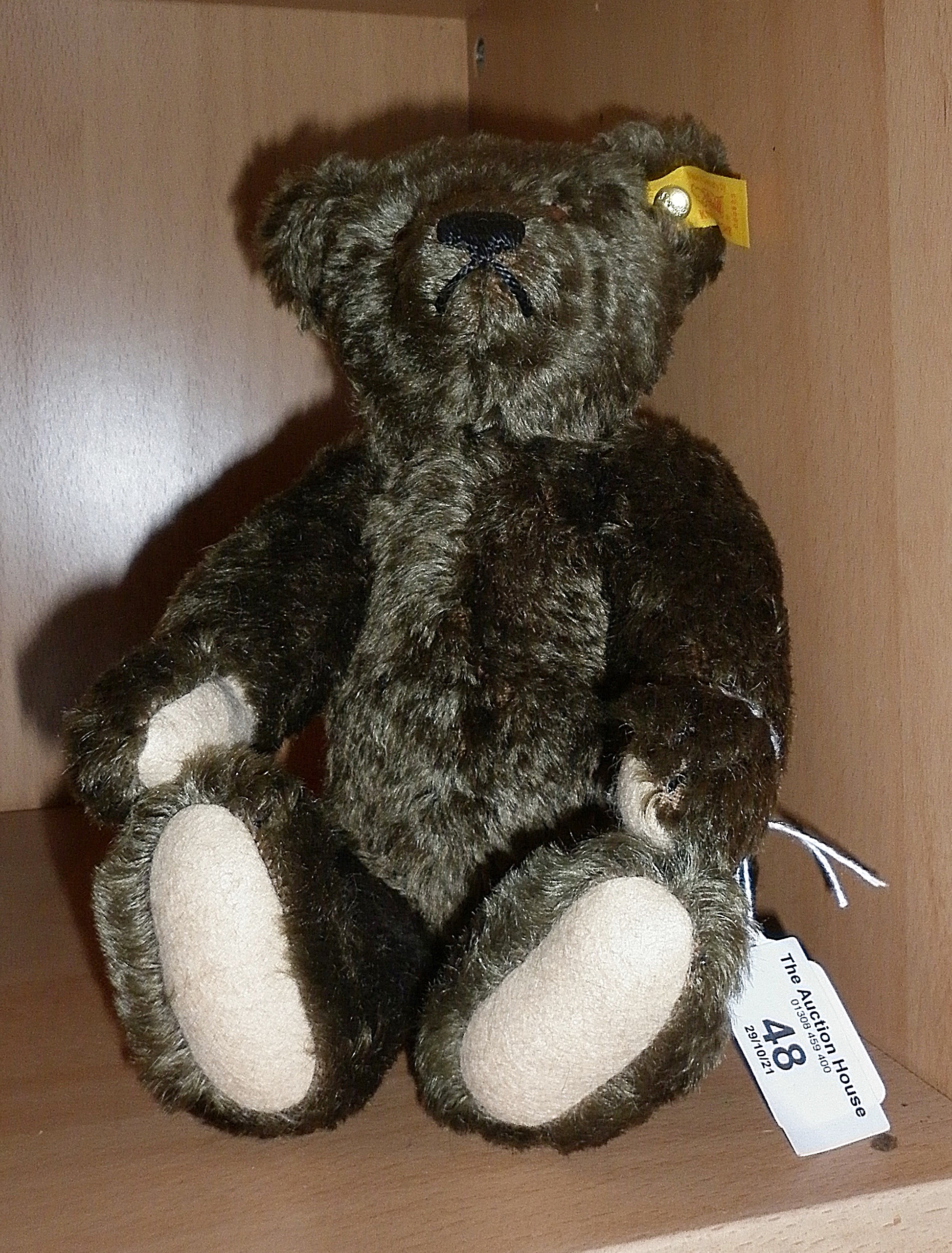 Steiff Classic 1920 teddy bear, No 000829