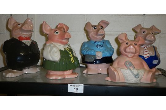 Wade Nat West piggy bank family of five figures