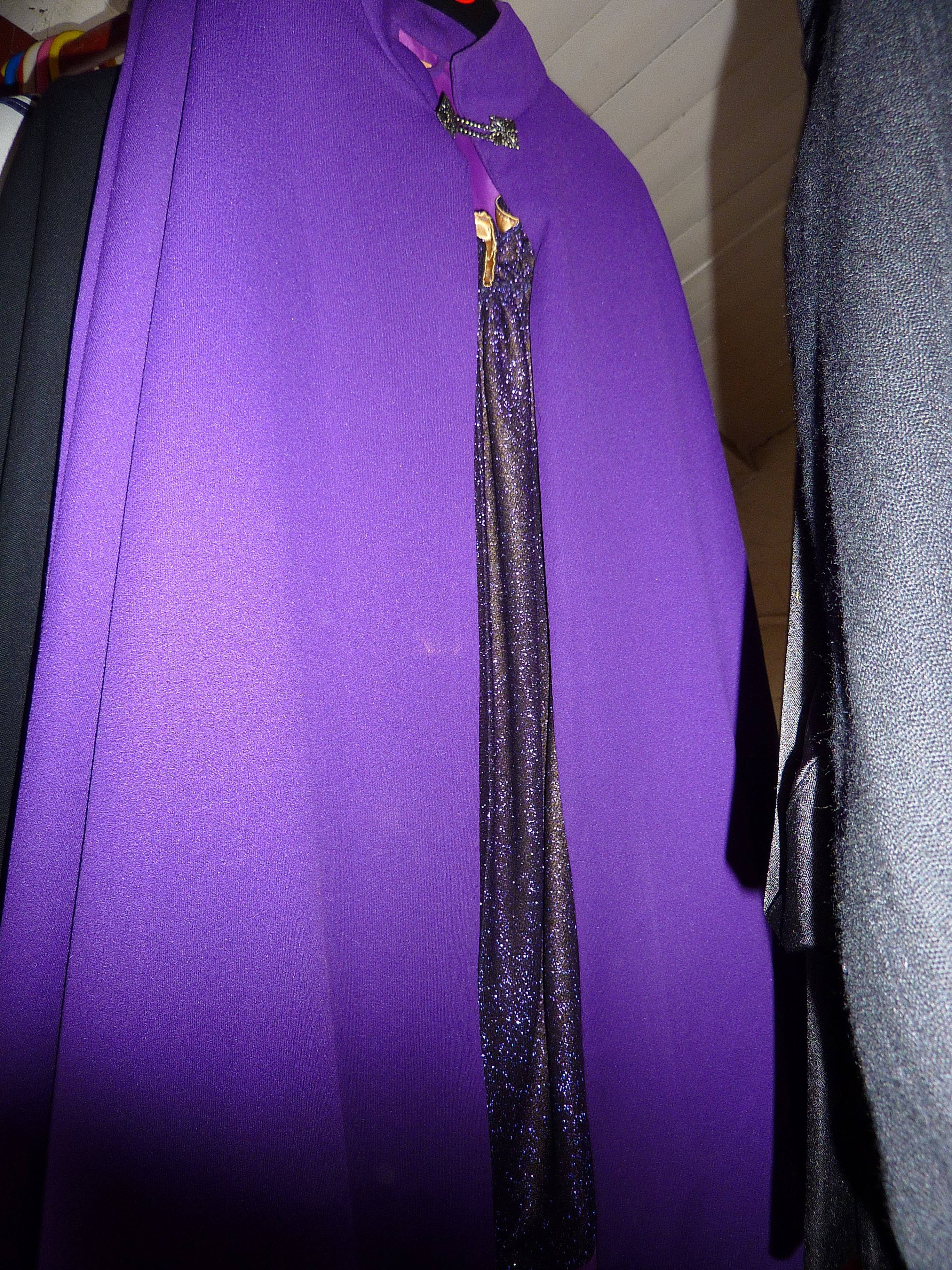 Vintage clothing: College or university robes, 1970's/80's dresses, 1960's purple cape, naval blazer - Image 4 of 6