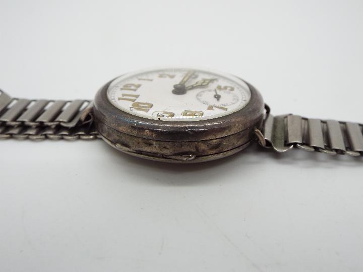 Lot to include a trench type watch having silver case stamped 925, a HAC travel alarm clock, - Image 8 of 8