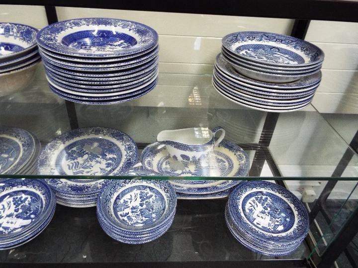A collection blue and white dinner wares to include Meakin, English Ironstone Tableware, - Image 3 of 4