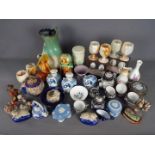 A mixed lot comprising ceramics to include Wedgwood, Royal Worcester, Oriental ceramics and similar,