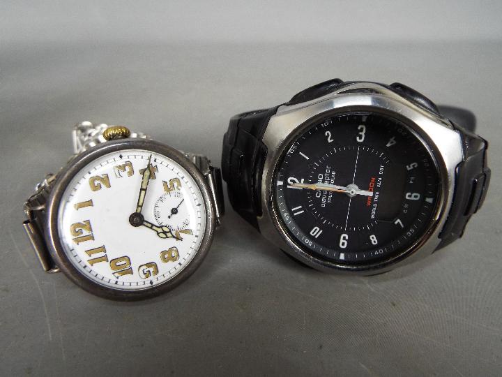 Lot to include a trench type watch having silver case stamped 925, a HAC travel alarm clock, - Image 2 of 8