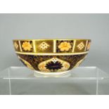 Royal Crown Derby - A Royal Crown Derby bowl in the 'Old Imari' pattern, stamped to the base,