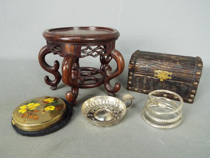 Lot to include a carved Chinese stand, wooden trinket box, silver ashtray (hallmarks unclear),