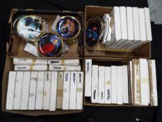 Star Trek - A large quantity of Star Trek collector plates, many with boxes and certificates,
