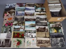 In excess of 500 mainly earlier period postcards to include UK and some foreign, subjects,