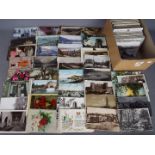 In excess of 500 mainly earlier period postcards to include UK and some foreign, subjects,