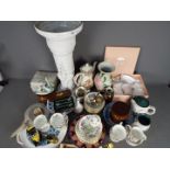 A mixed lot comprising ceramics to include Denby Greenwheat, Nao, Oriental,