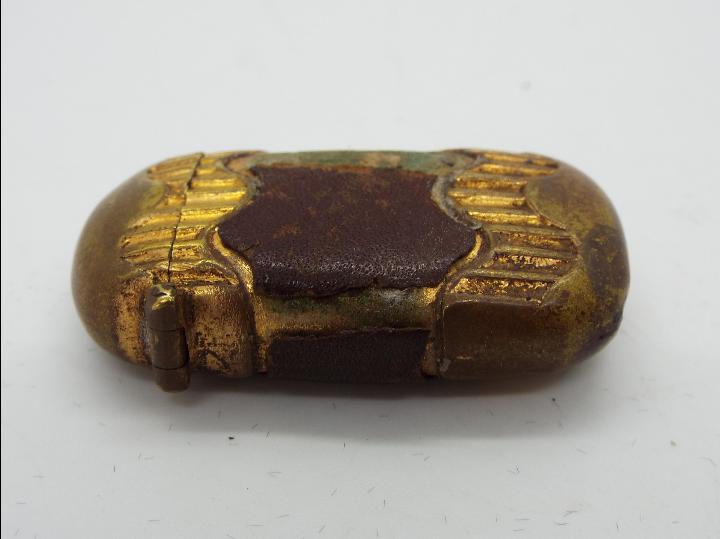 A Victorian brass and leather Vesta case - Image 3 of 3