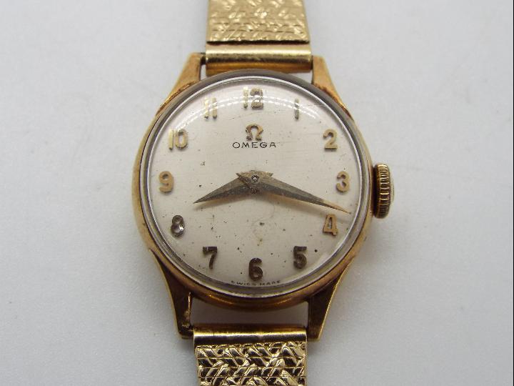 A lady's 9ct gold cased Omega wristwatch with replacement bracelet, - Image 3 of 4