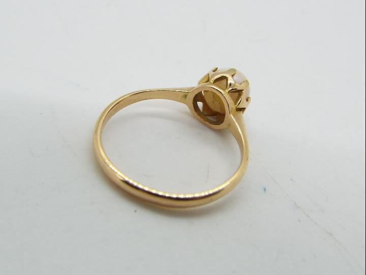 9 ct gold - a 9ct gold ring set with pearl, markings unclear, size N, approximate weight 2. - Image 4 of 5