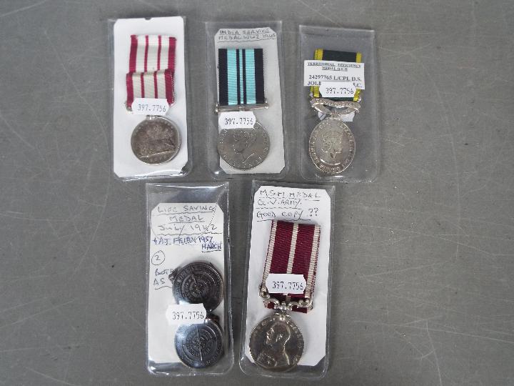 Lot to include an India Service Medal 1939-1945, a Q.II.