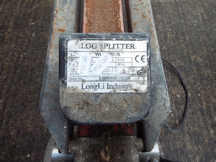 An electric log splitter. - Image 3 of 4