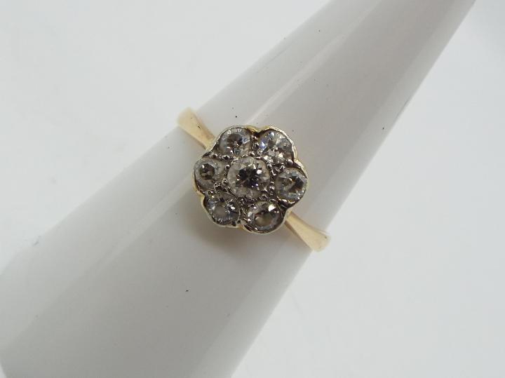 9 ct gold - a 9ct gold seven stone old cut diamond cluster ring approx diamond weight 0.