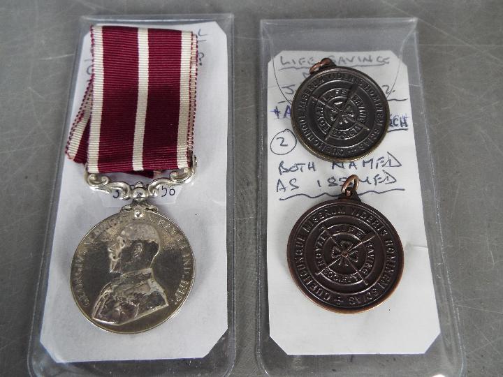 Lot to include an India Service Medal 1939-1945, a Q.II. - Image 6 of 7