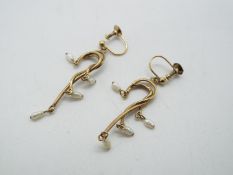 9ct - a pair of 9ct gold drop earrings, set with sea pearls, stamped 9ct, approx 3.