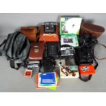 Photography - Lot comprising cameras and binoculars to include Olympus 35RC,