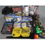 Lot to include an electric planer, 3" cut off tool, soldering iron,