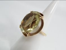 9ct gold - a 9ct gold stone set ring, stone 2 cm x 1.5 cm, stamped 375, size L, approx weight 7.