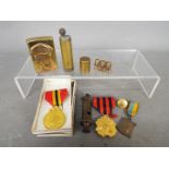 Lot to include a Zippo 'Full House' cigarette lighter, Acme 'Boy Scout' whistle,