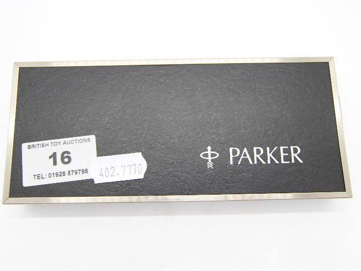 A Parker 75 Sterling Silver Executive Soft Tip pen set contained in original box. - Image 3 of 3