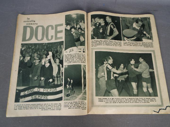 Intercontinental Cup Football Magazine. - Image 4 of 5