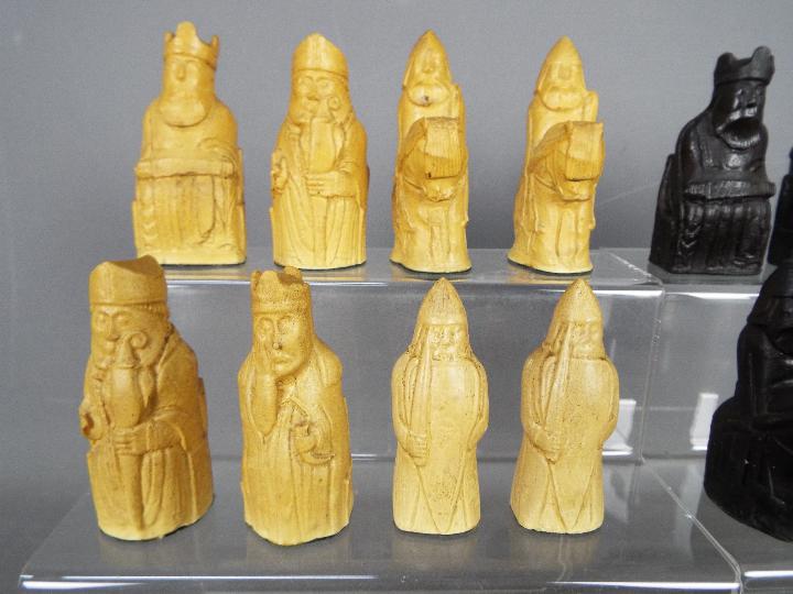 A 'Lewis Chessmen' chess set, 8.5 cm king. - Image 2 of 5