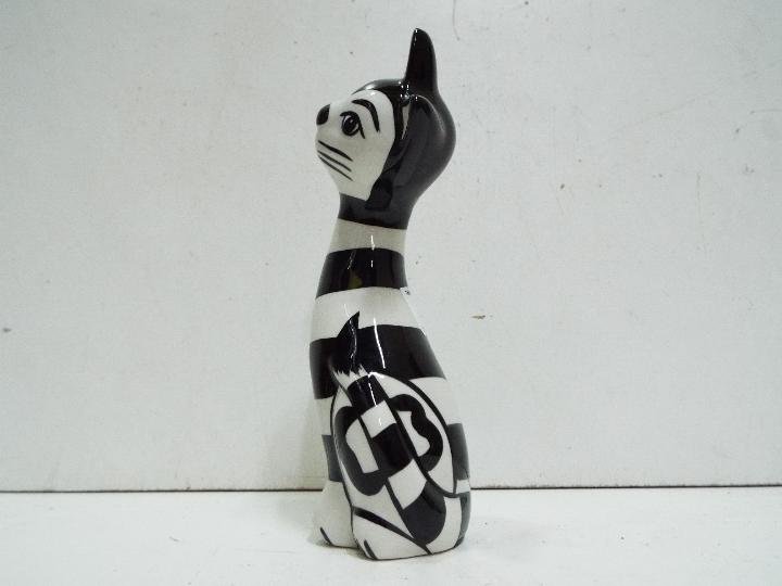 Lorna Bailey "Humbug" - Stylistic tall cat. Tilting its head to one side. Black and white. - Image 2 of 3