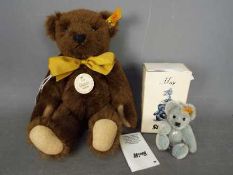 Steiff - A Steiff replica 1909 Classic Bear # 000423,