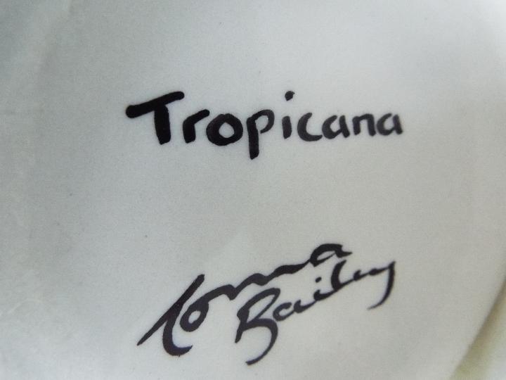 Lorna Bailey "Tropicana" - Concord stylistic Tea Pot. Multicoloured. - Image 3 of 3