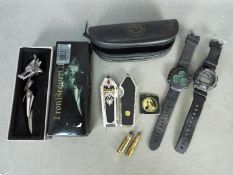 Lot to include a Franklin Mint 'Dracula' collectors knife, a boxed 'Iron Reaver Claw',