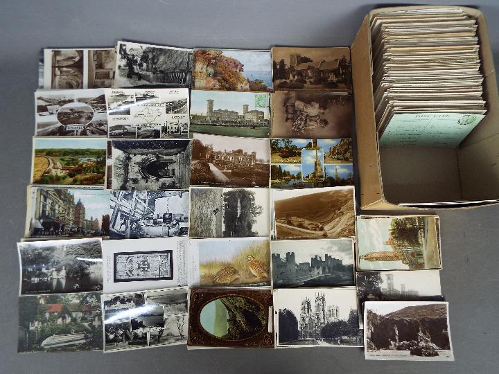 Deltiology - in excess of 500 early-mid period postcards,