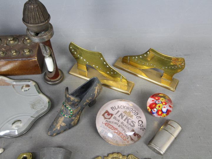 A mixed lot of collectables to include vesta cases, vintage lighters, brassware, set of weights, - Image 4 of 5