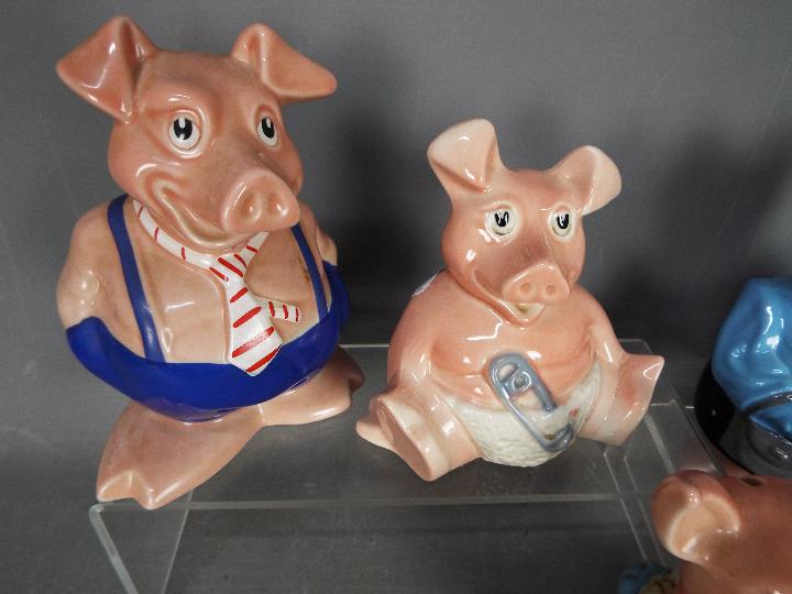 A set of five Wade Natwest pigs money banks. - Image 2 of 5