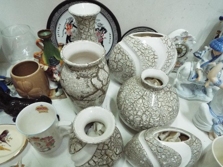 Large Decorative Ceramic collection. - Image 3 of 7