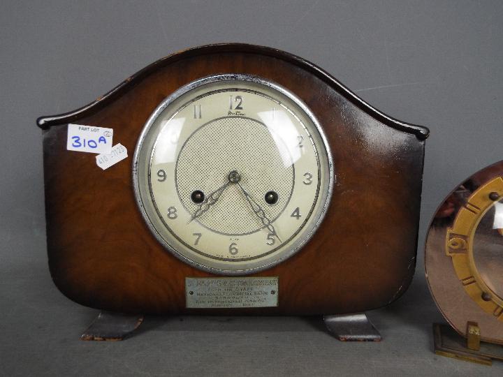 A Bentima oak cased, 8 day mantel clock, with pendulum and one other clock. - Image 2 of 7