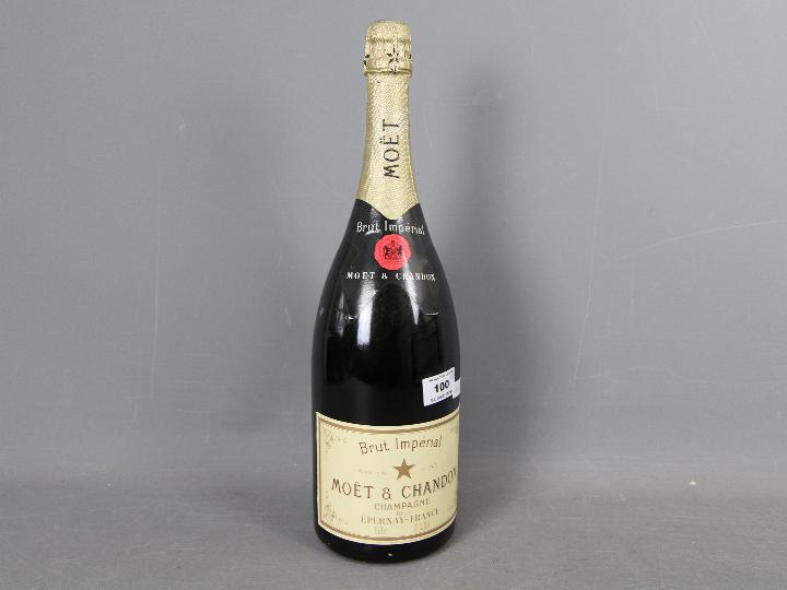 A non-vintage magnum of Moet & Chandon Brut Imperial Champagne, 150 cl 12% AVB, - Image 2 of 6