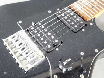 WITHDRAWN - An Ibanez Mikro children's electric guitar in 'Black Night' finish with soft carry case. - Image 3 of 6