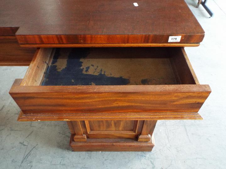 A substantial pedestal desk measuring 92 cm (h) x 183 cm (w) x 59 cm (d) the kneehole flanked by - Image 7 of 11