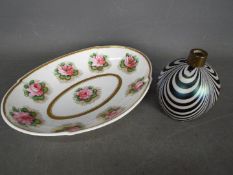 A Spode porcelain oval serving dish circa 1820, marked to base Spode 2812,