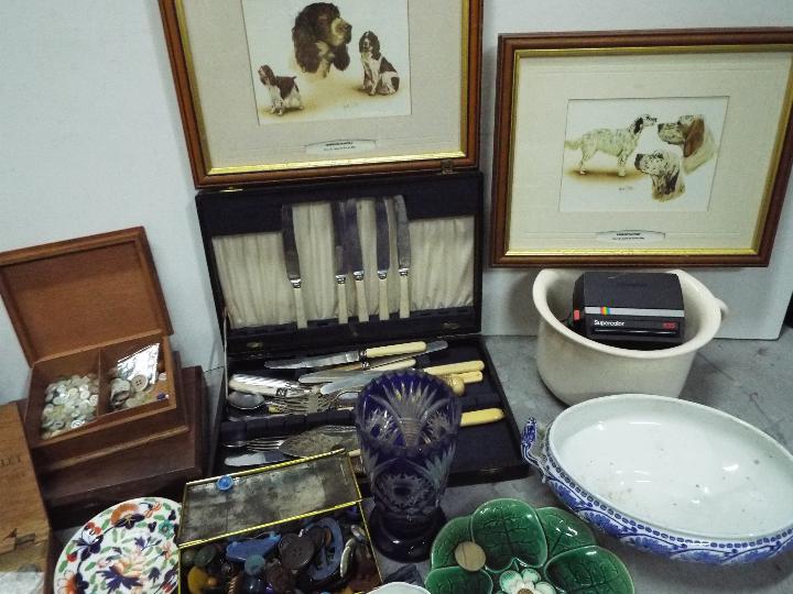 Collectors Items - Wooden boxes, Sylvac jugs, Spode, Haddon hall, quantity of buttons, - Image 3 of 6