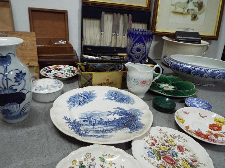 Collectors Items - Wooden boxes, Sylvac jugs, Spode, Haddon hall, quantity of buttons, - Image 4 of 6