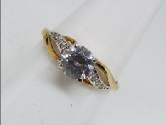 A 9 carat gold ring