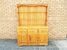 A pine Welsh dresser,